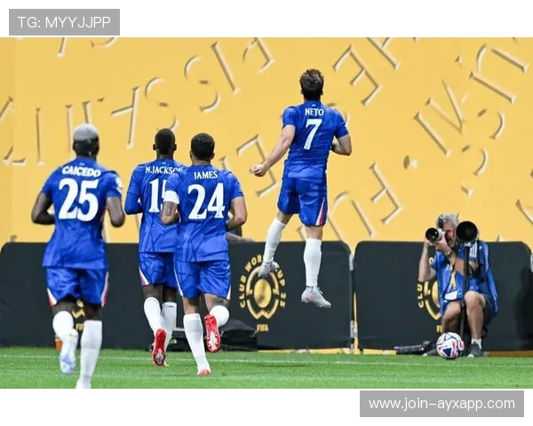 切尔西若能坚持发展路线,未来将更稳健 切尔西若能坚持发展路线,未来将更稳健