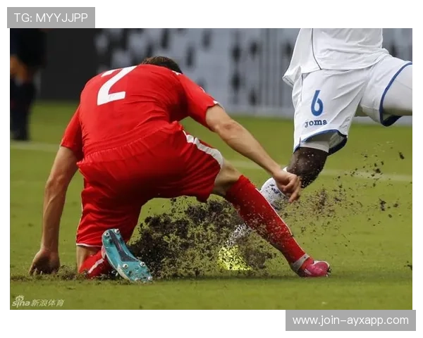 都灵利用远射多次制造门前险情