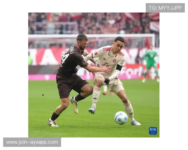 德甲拜仁节奏提升明显,推进层级极为清晰