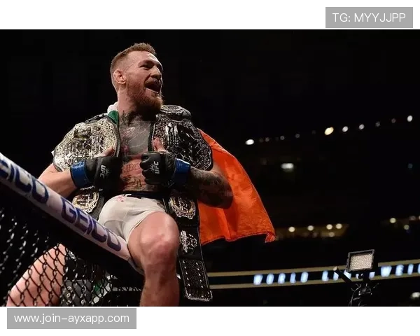 UFC零距离爆KO，全场尖叫：这场赛事你不能错过！