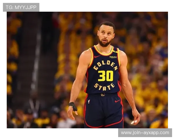 勇士外线精准投射，库里状态神勇，勇士库里53分实录