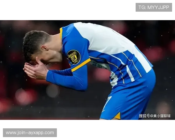 曼联林德洛夫对抗训练:提升反应敏捷的秘密武器 曼联林德洛夫对抗训练:提升反应敏捷的秘密武器